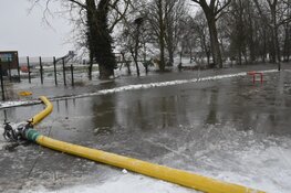 Overstroming op Slobbeland in Volendam