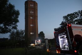 Brand in schuur bij watertoren Kwadijk