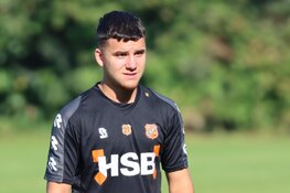 Joey Antonioli tekent eerste contract bij FC Volendam