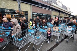 Nieuwe Albert Heijn Volendam feestelijk geopend