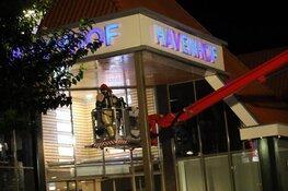 Brand bij winkelcentrum Havenhof, vermoedelijk door vuurwerk