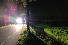 Automobilist overleden bij crash in Purmer