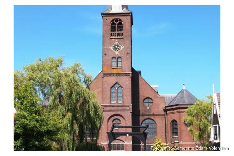Onderhoudswerkzaamheden begraafplaats Volendam naar voren geschoven