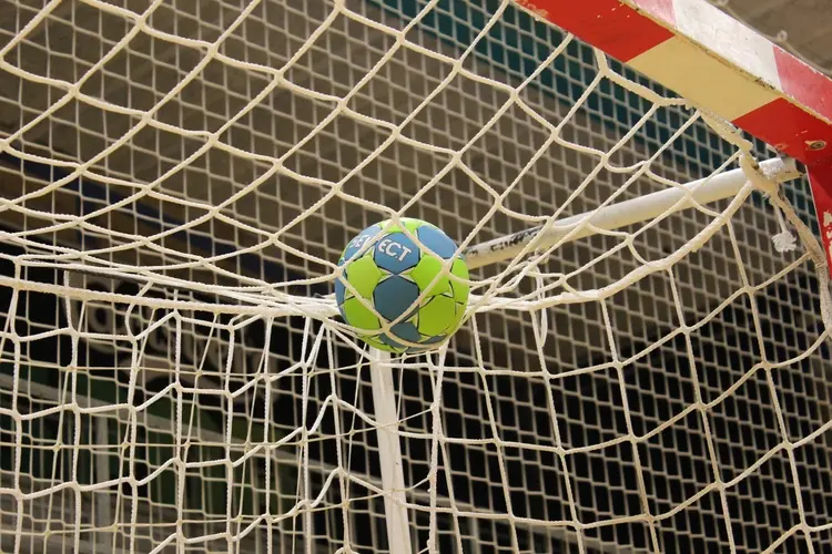 HV Volendam verliest bij Sporting Pelt