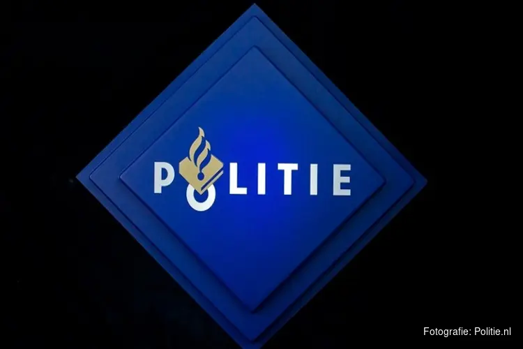 Schuldbewuste Volendammers melden zich bij politie en bezoeken noodopvang