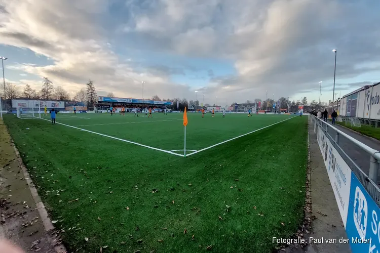 RKAV Volendam in slotkwartier langs tien man van Hercules