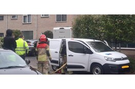 Bestelbus bijna in brand in Kwadijk