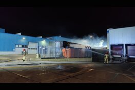 Vrachtwagen in brand in Edam