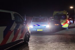 Woningoverval op Noordeinde, politie en ambulance ter plaatse
