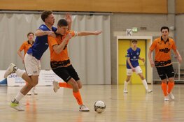 IJzersterk RKAV Volendam plaatst zich voor halve finale beker