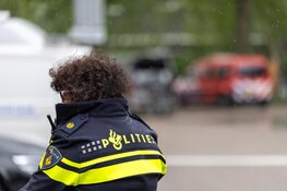 Arrestatieteam valt woning binnen en houdt man aan