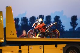 Motorrijder komt ten val op N244