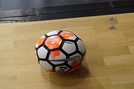 Opnieuw verlies voor zaalvoetballers RKAV Volendam