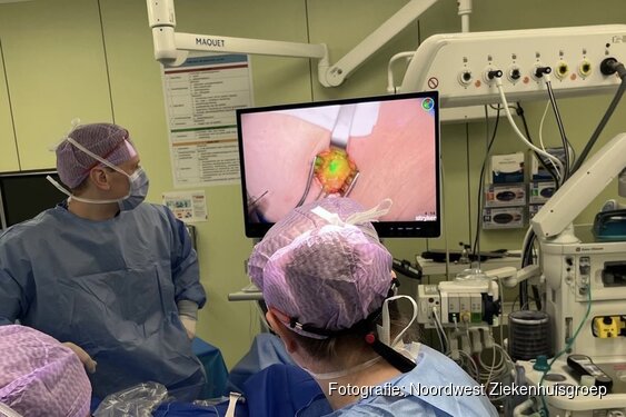 Fluorescerende kleurstof vervangt radioactieve vloeistof bij borstkankeroperatie