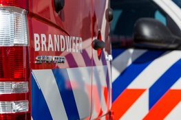 Geparkeerde camper door brand verwoest in Volendam, politie doet onderzoek