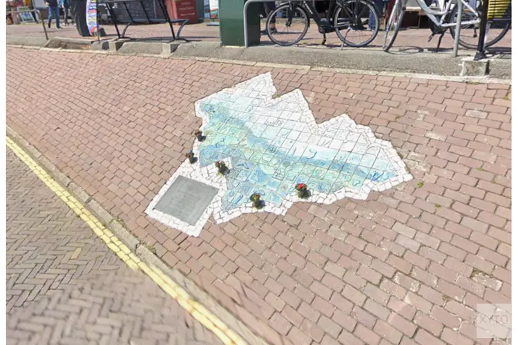 Herdenking 25 jaar na de Nieuwjaarsbrand in Edam-Volendam