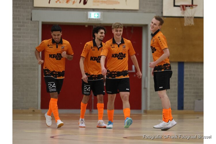 RKAV Volendam vergroot voorsprong in voorjaarspoule