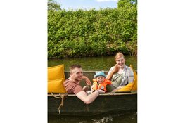 Uniek aanbod Oorlogsmuseum Medemblik: Ontdek de geschiedenis vanuit een Legerboot of Legerkano