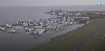 Hoogheemraadschap schiet onder water gelopen camping te hulp