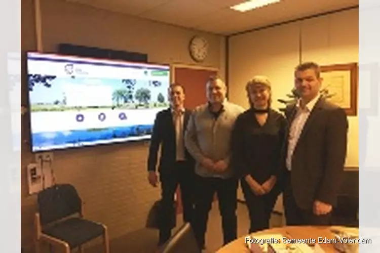 Wethouder Runderkamp opent het nieuwe Persoonlijke Internet Portaal
