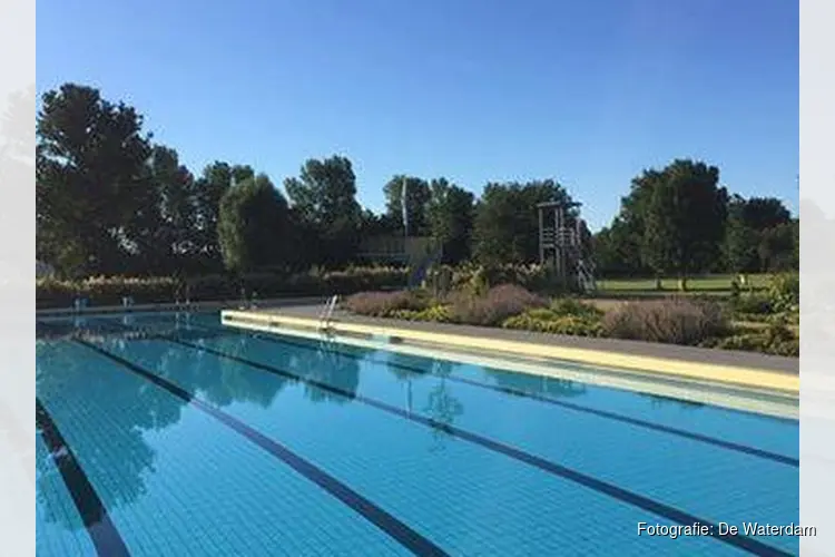 Buitenbad de Waterdam extra geopend