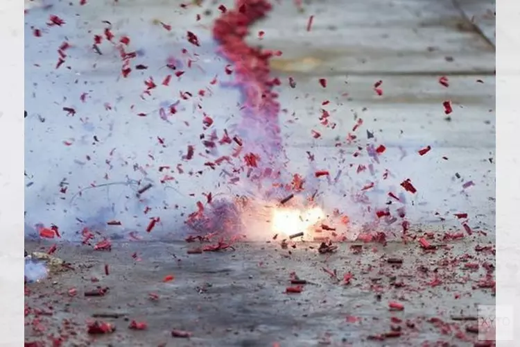Nu al veel overlast vuurwerk in Volendam