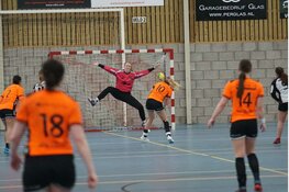 HV Kras/Volendam lijdt forse nederlaag