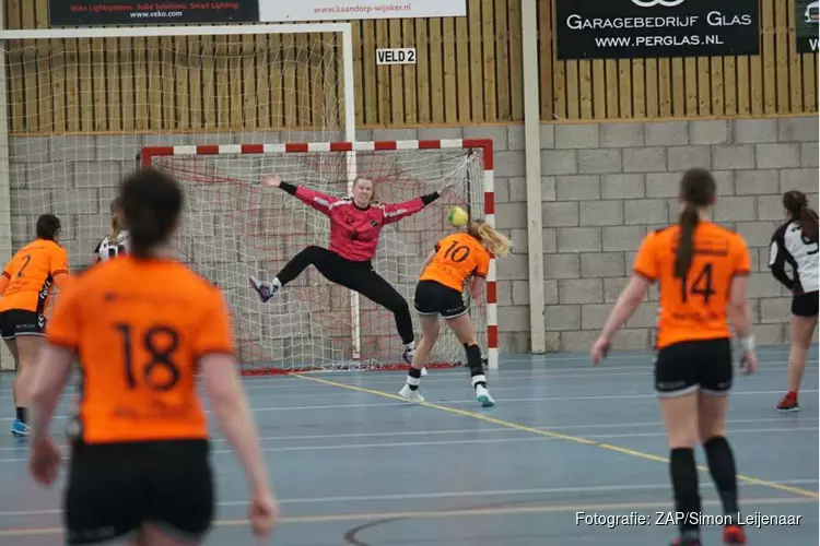 HV Kras/Volendam lijdt forse nederlaag
