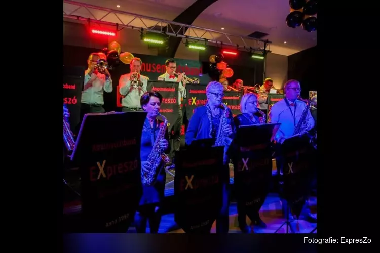 Expreszó goes Volendam