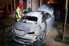 Auto in brand in Oosthuizen