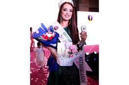 Volendamse Marit Beets (19) behaald 3e plaats bij internationale miss verkiezing