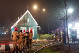 Brand in openbaar toiletgebouw Marken
