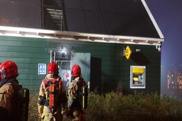 Brand in openbaar toiletgebouw Marken