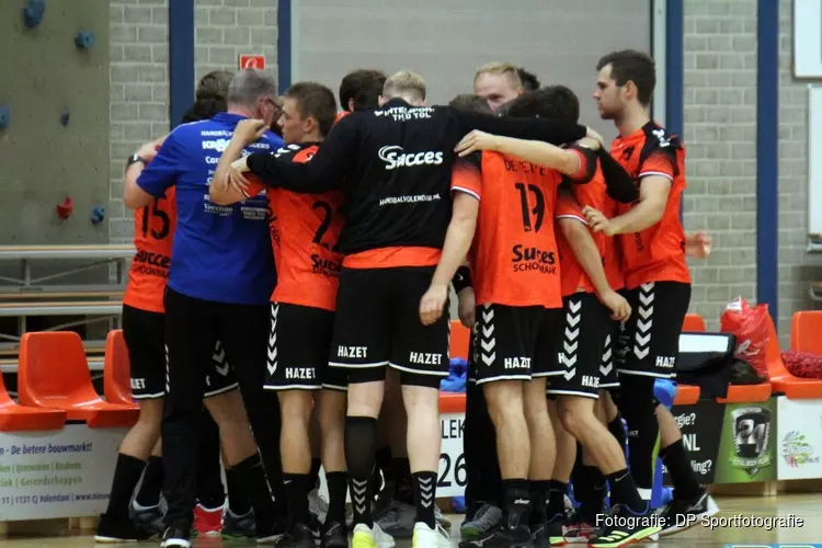 KRAS/Volendam verlengt met Van Dijk