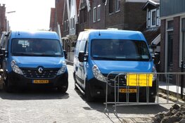 Waterleiding in Volendam geraakt, drie huizen ondergelopen